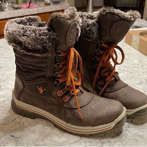 Santana Canada Women Winter Snow Boots size 9
